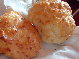 Cheddar Garlic Biscuits